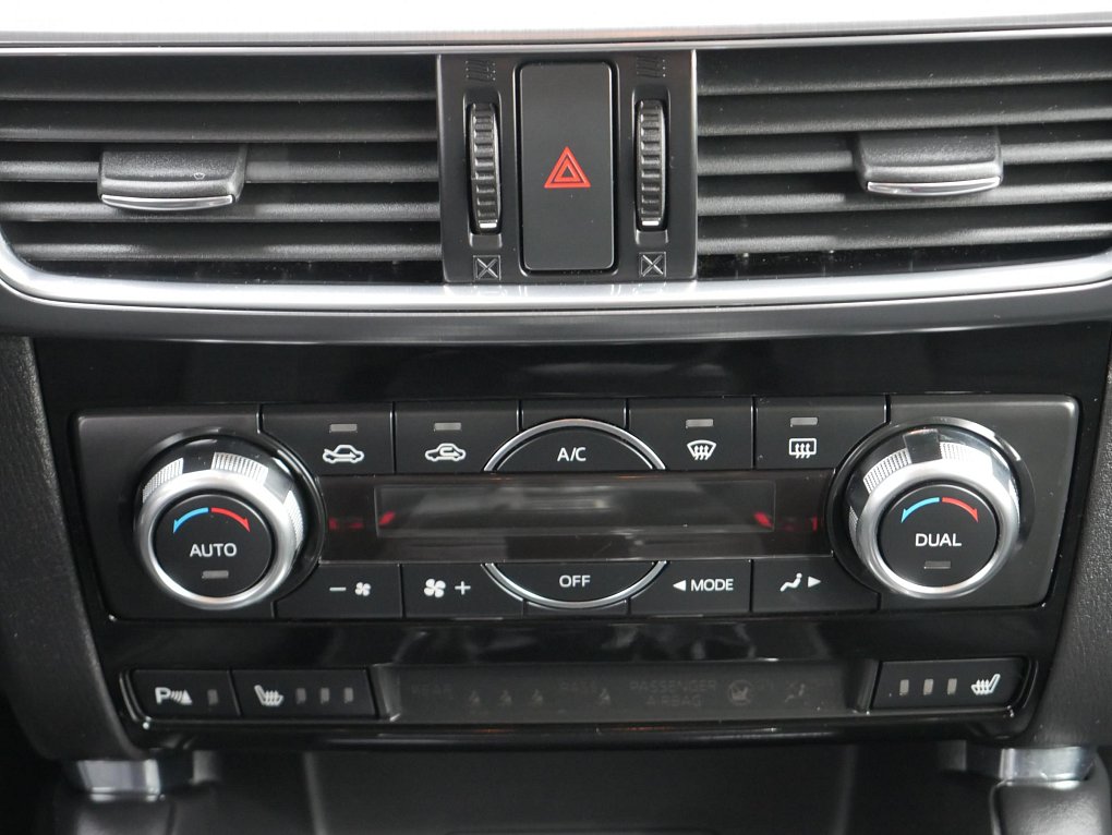 Mazda CX-5 2.0i  4x4