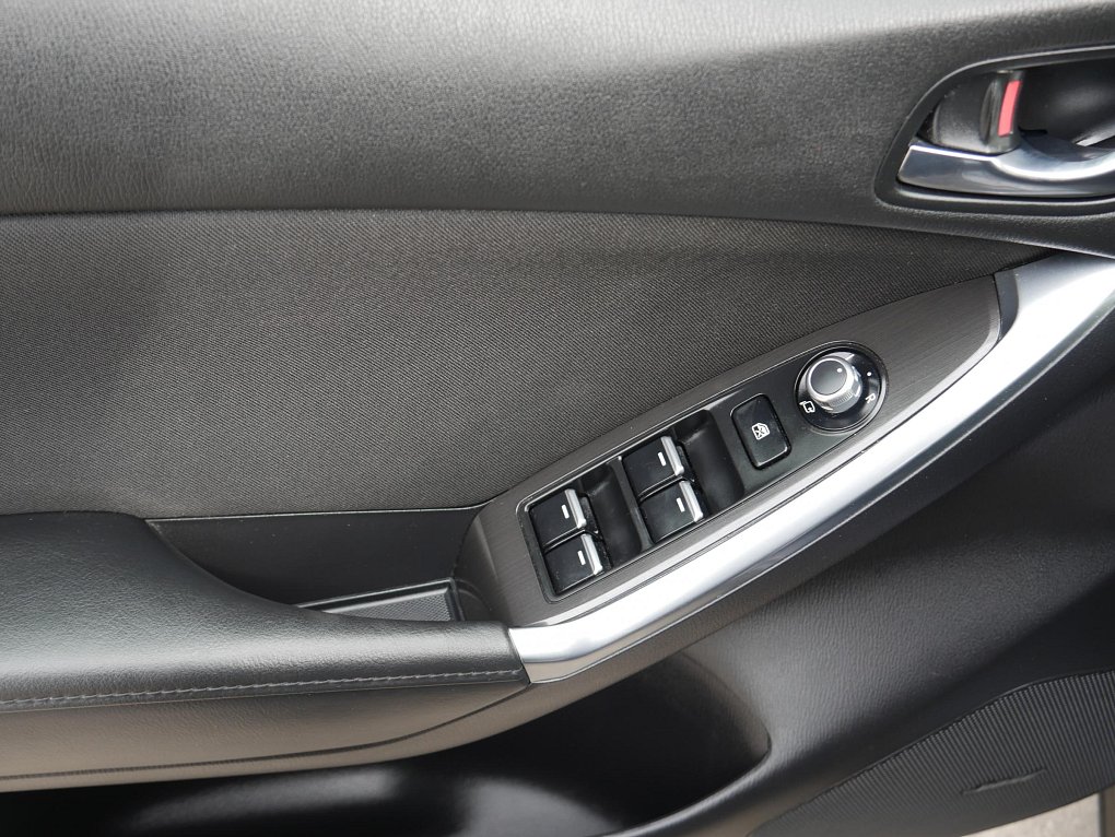 Mazda CX-5 2.0i  4x4