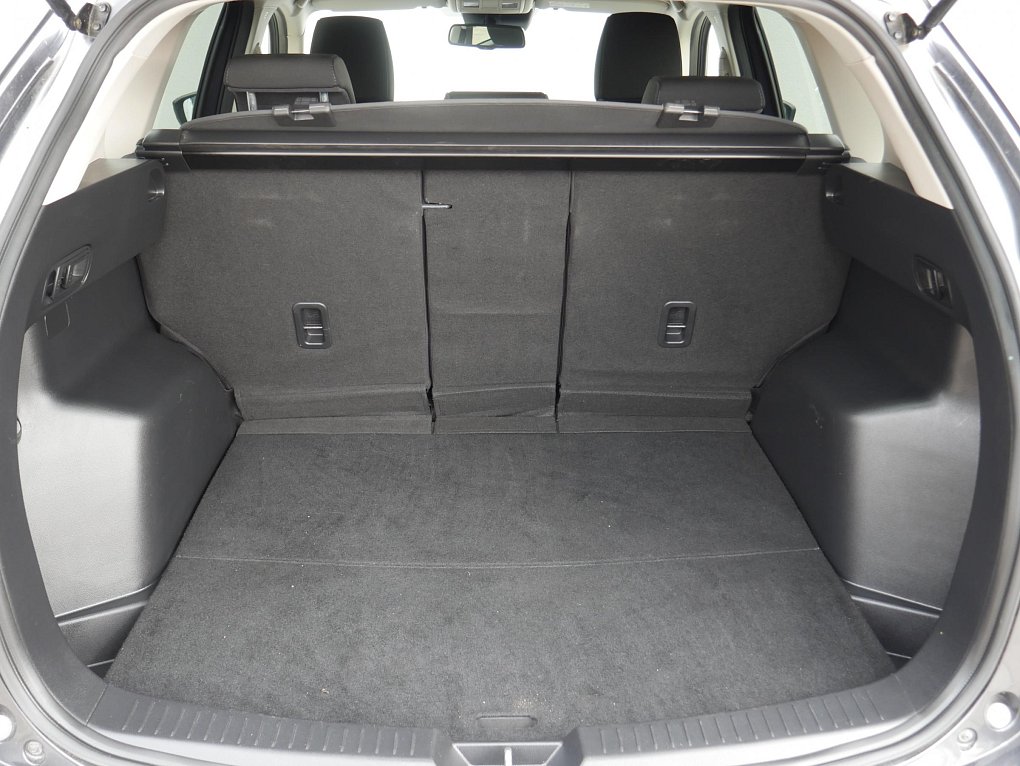 Mazda CX-5 2.0i  4x4