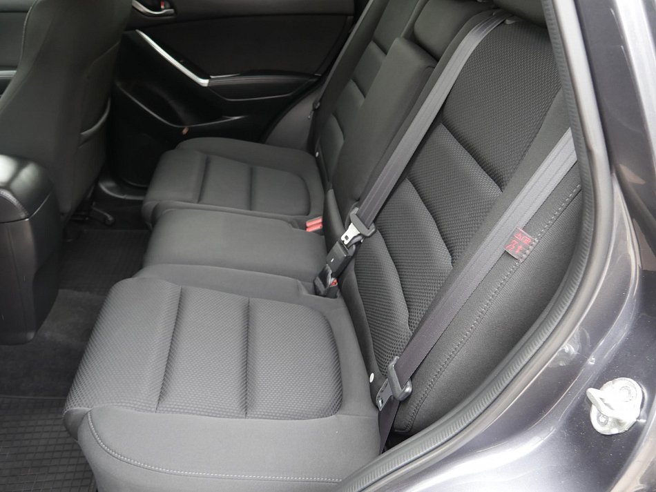 Mazda CX-5 2.0i  4x4