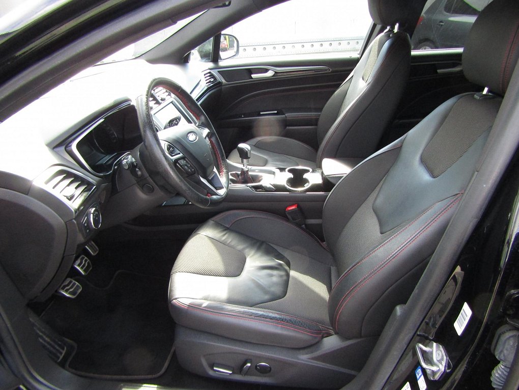 Ford Mondeo 1.5 EB ST-Line