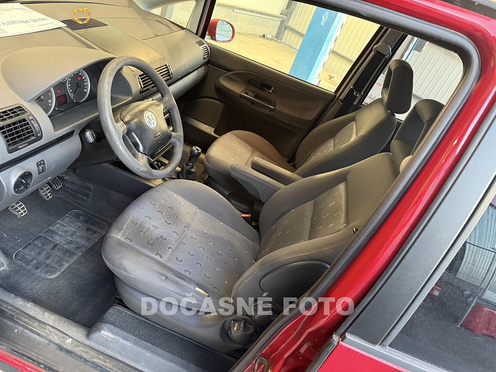 Volkswagen Sharan 1.9TDi 