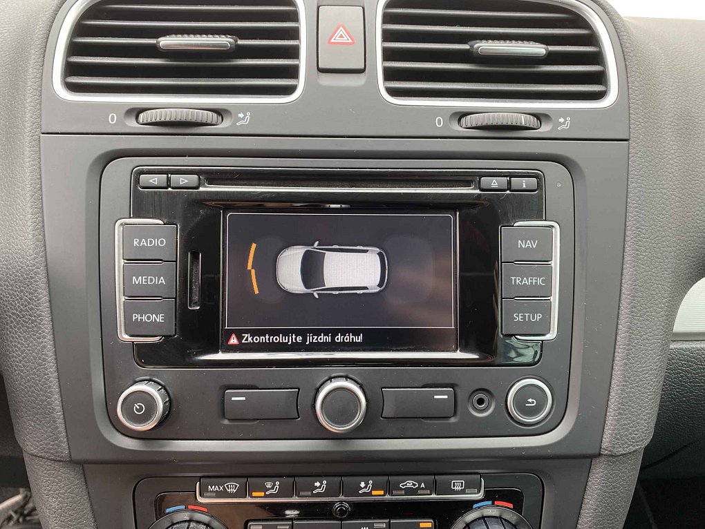 Volkswagen Golf 1.6 TDi Team