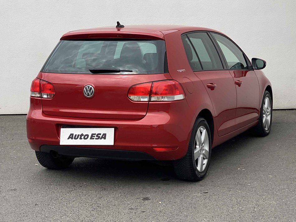 Volkswagen Golf 1.6 TDi Team