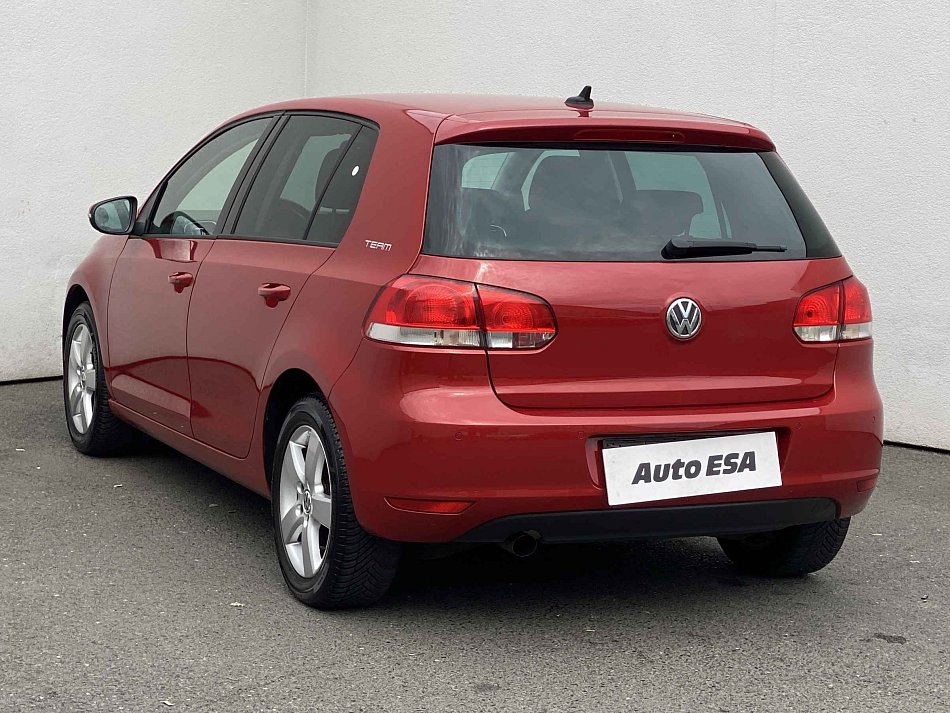 Volkswagen Golf 1.6 TDi Team