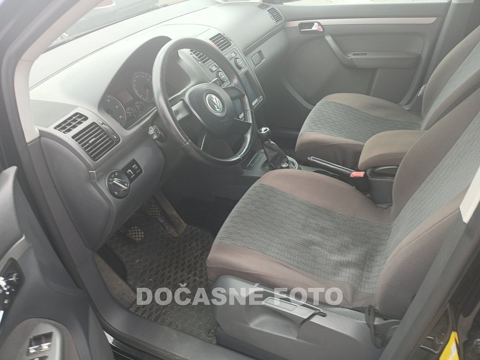 Volkswagen Touran 1.9 TDi 