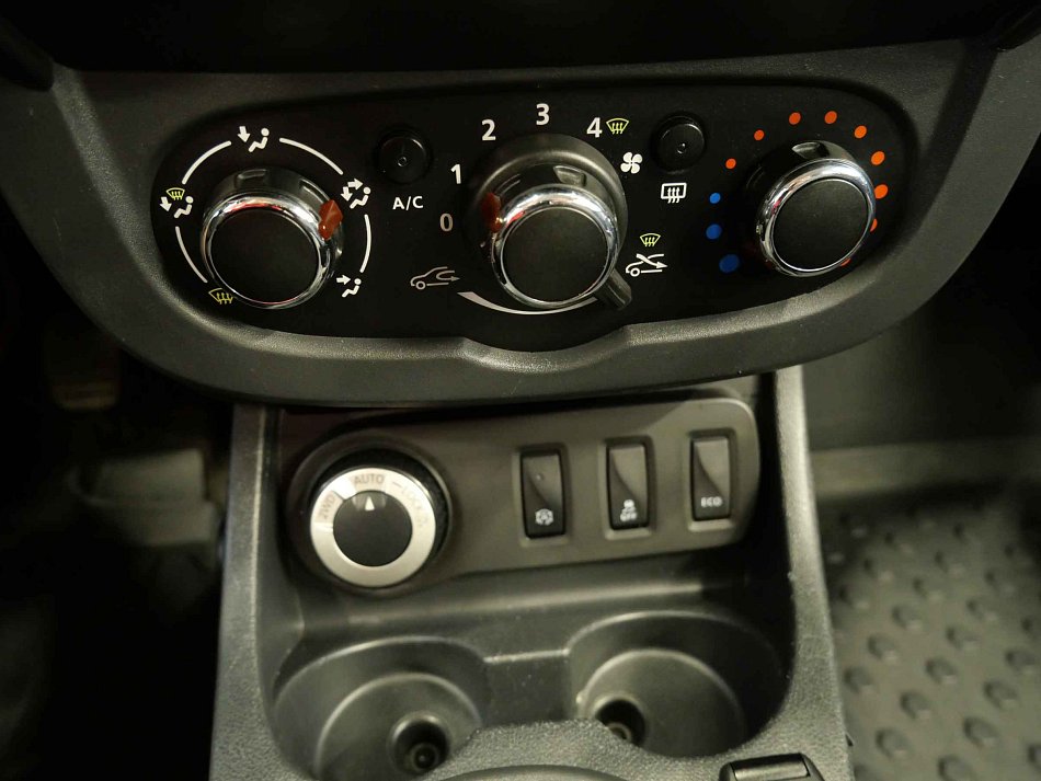 Dacia Duster 1.6 SCe  4x4