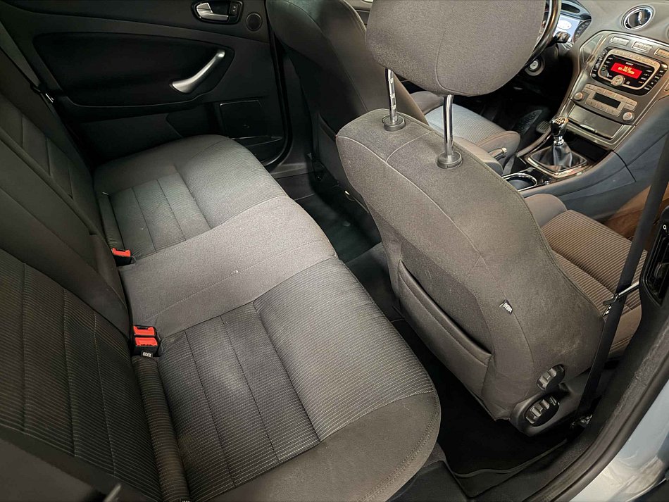 Ford Mondeo 2.2TDCi 
