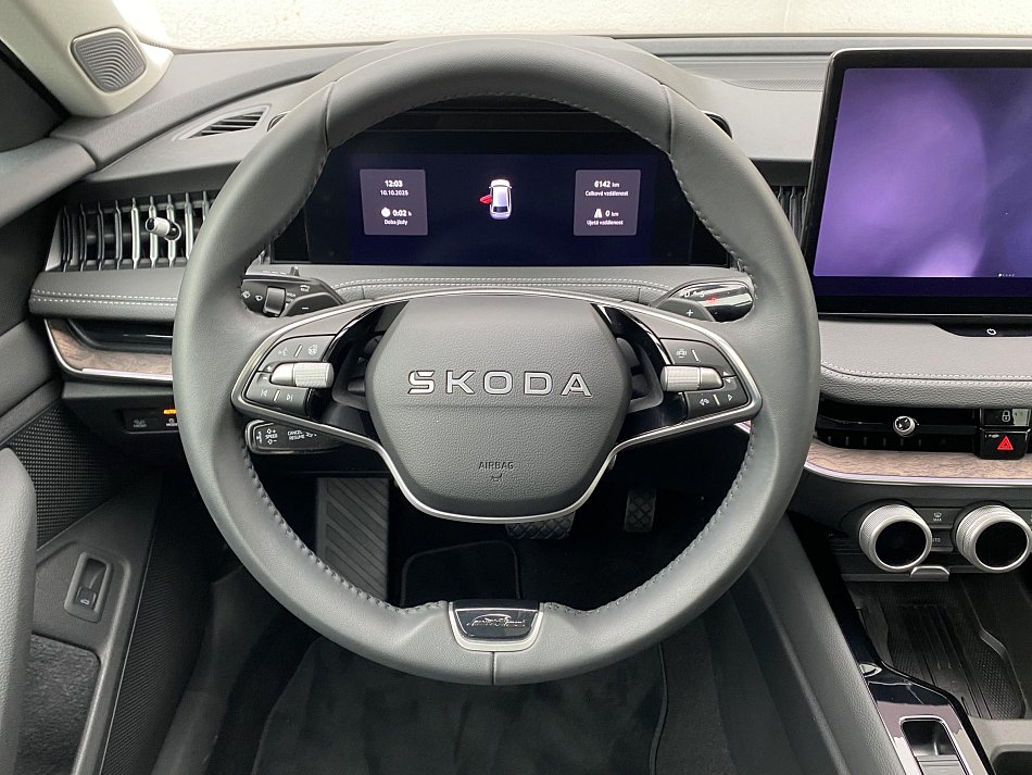 Škoda Superb IV 2.0 TSi L&K 4X4