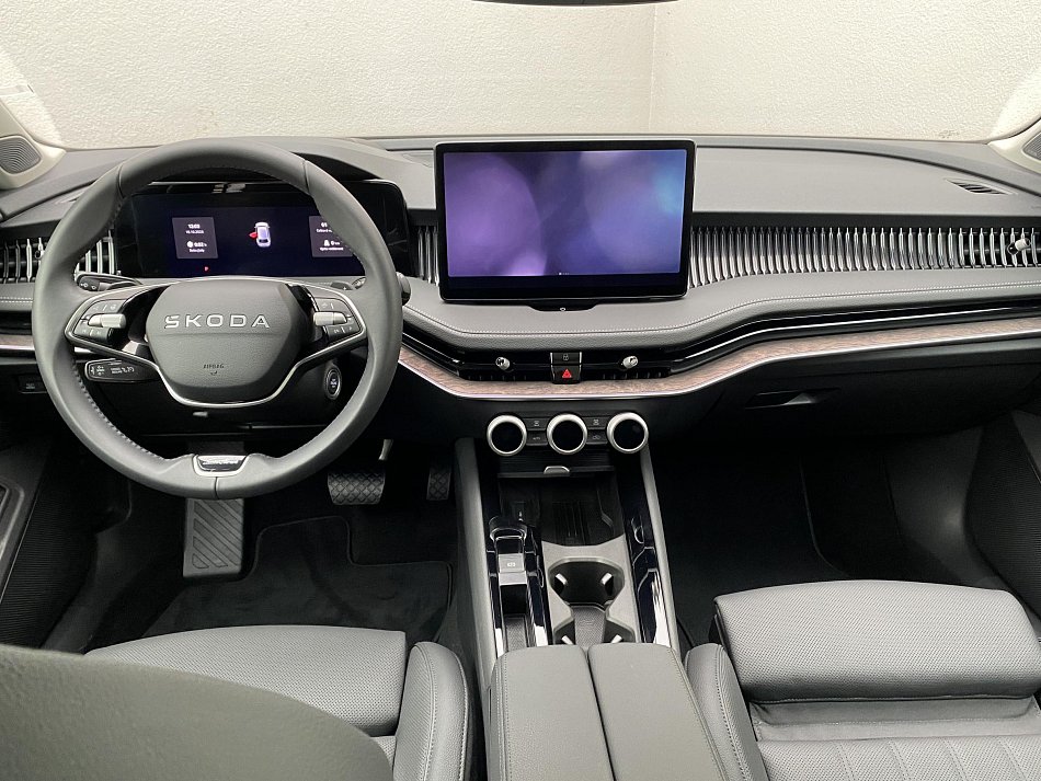 Škoda Superb IV 2.0 TSi L&K 4X4