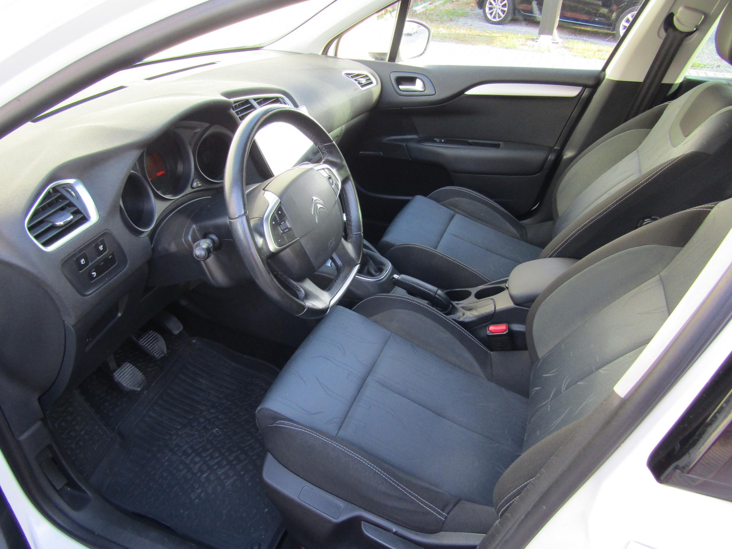 Citroën C4, 2012 - pohled č. 9