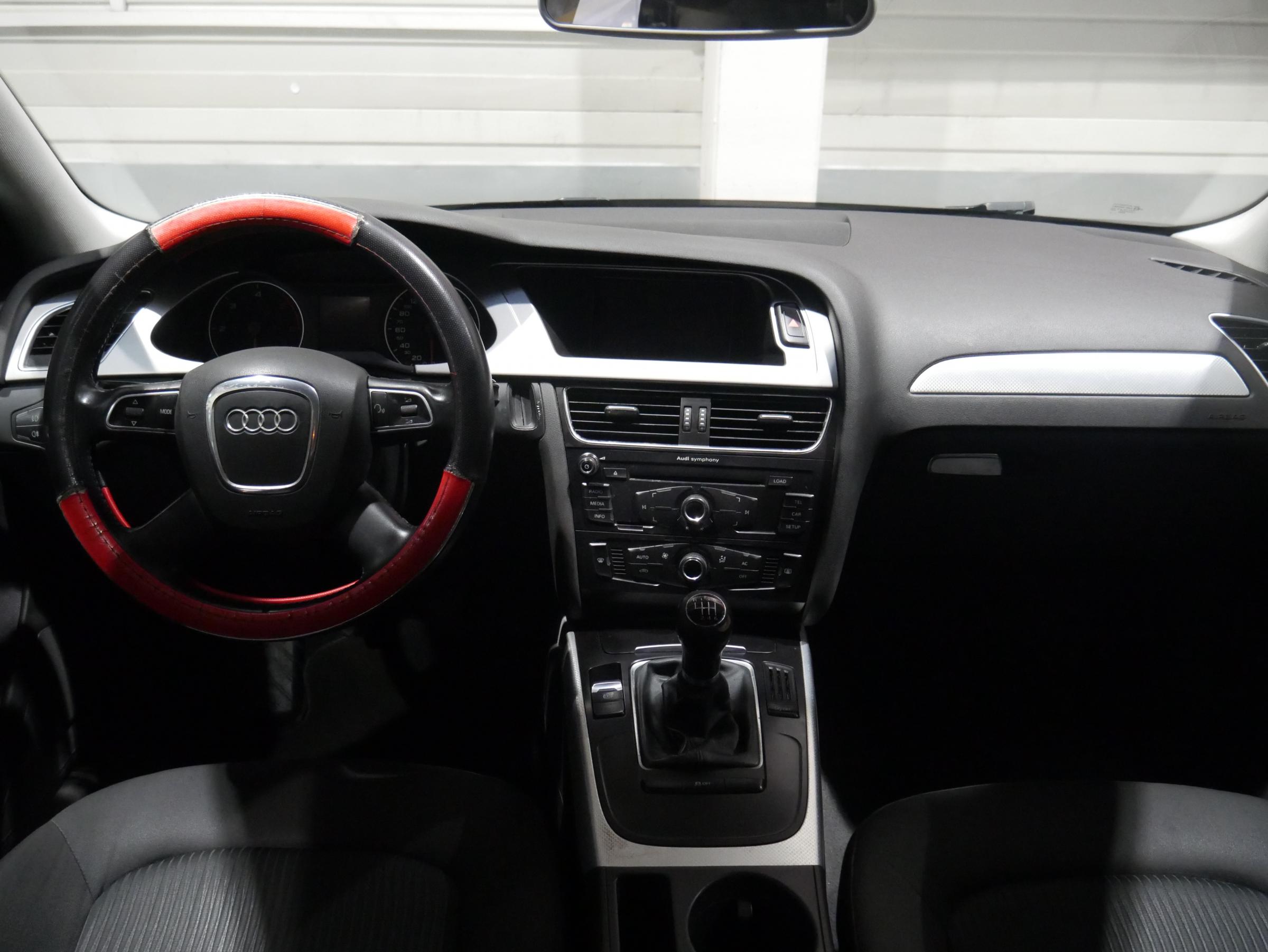 Audi A4, 2011 - pohled č. 8