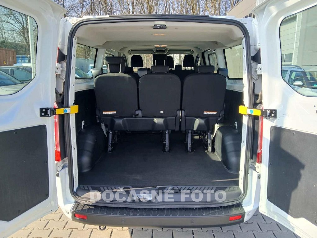 Ford Transit Custom 2.0TDCi Trend L2H1 9míst