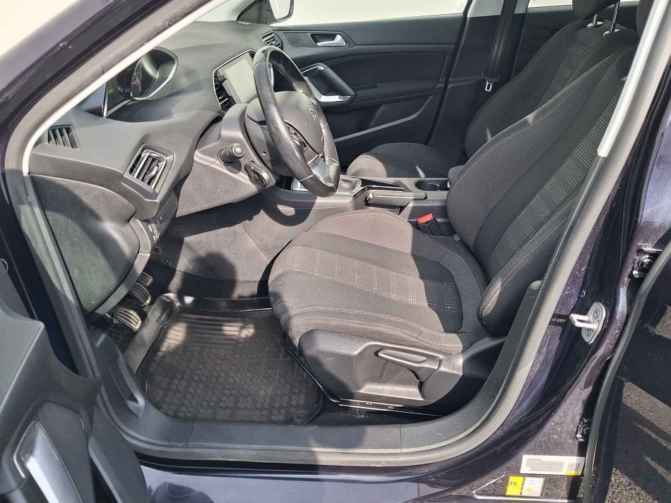 Peugeot 308 1.6 HDi 