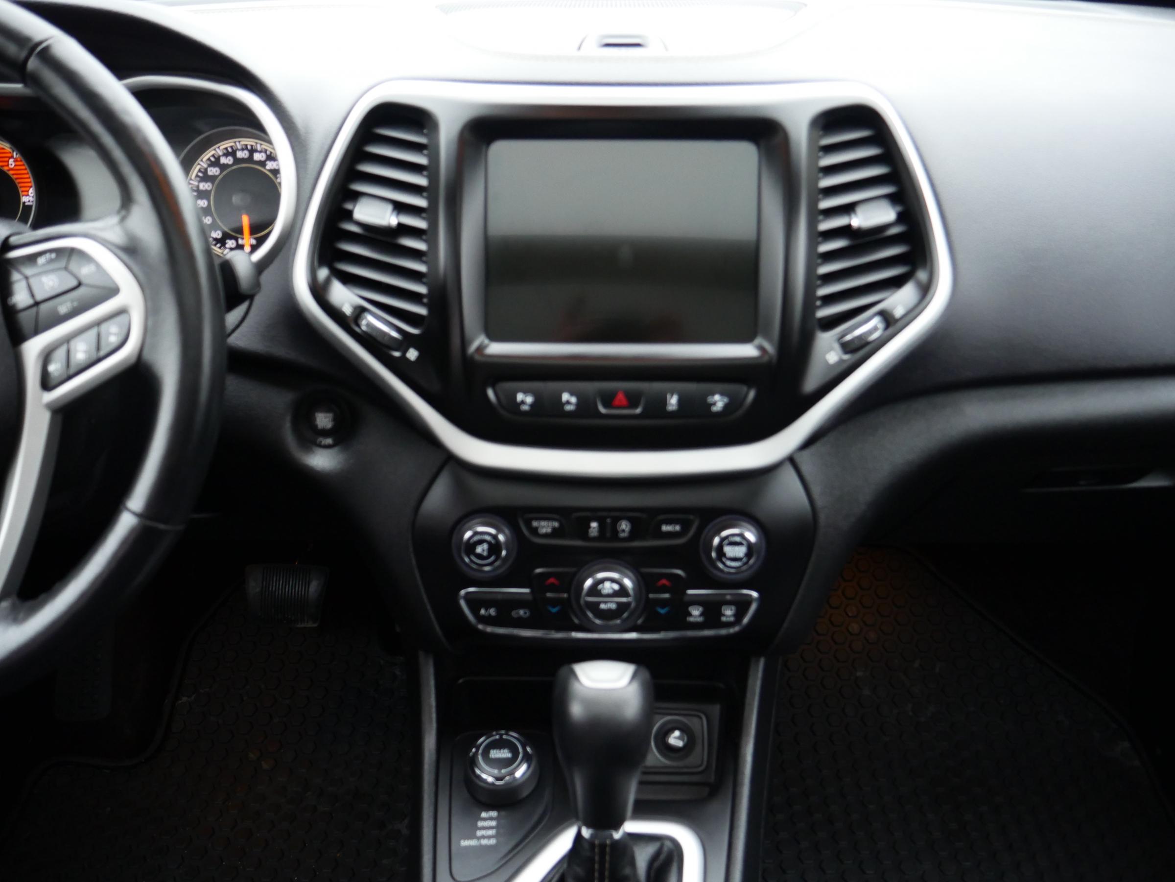 Jeep Cherokee, 2017 - pohled č. 11