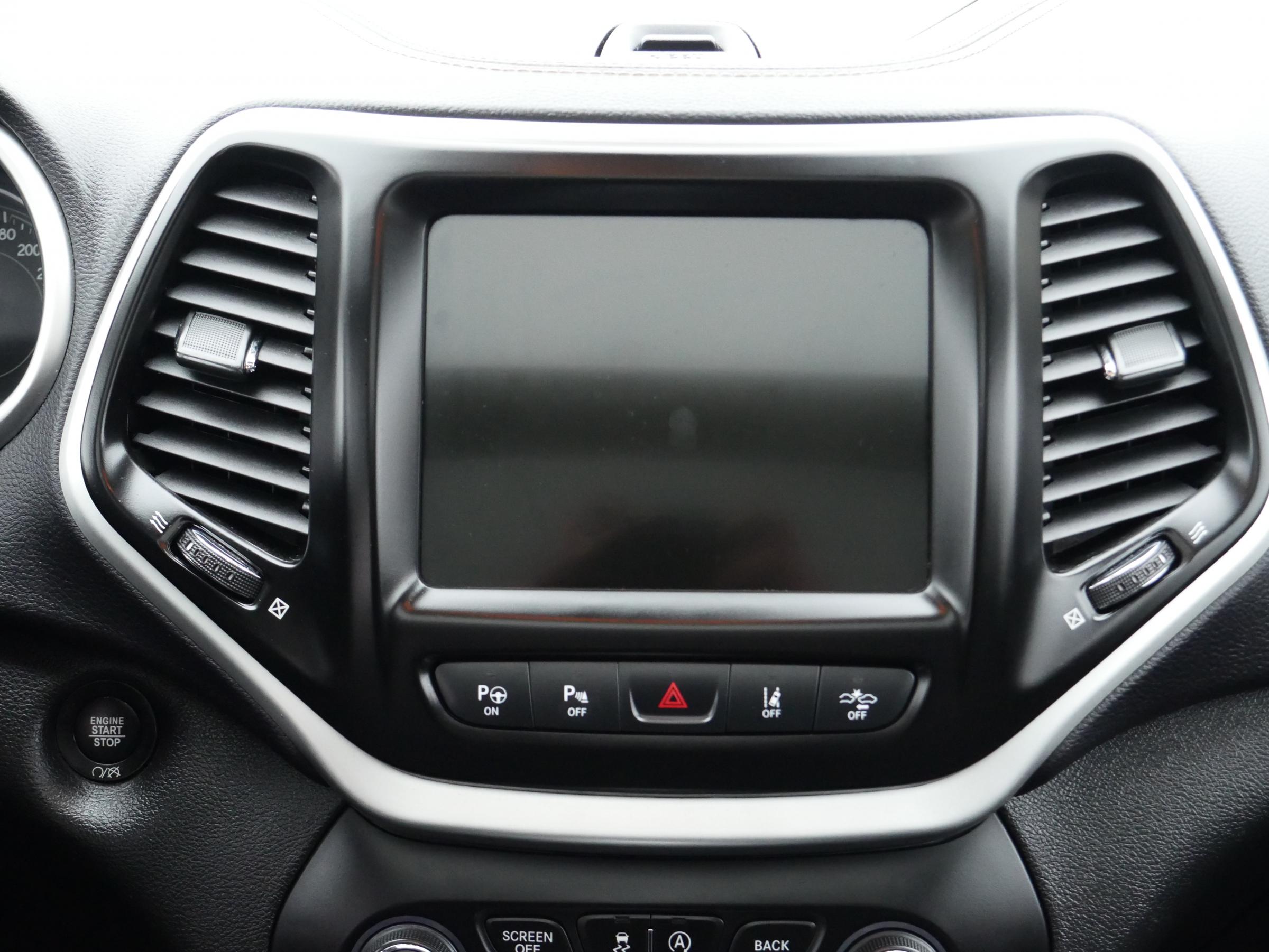 Jeep Cherokee, 2017 - pohled č. 12