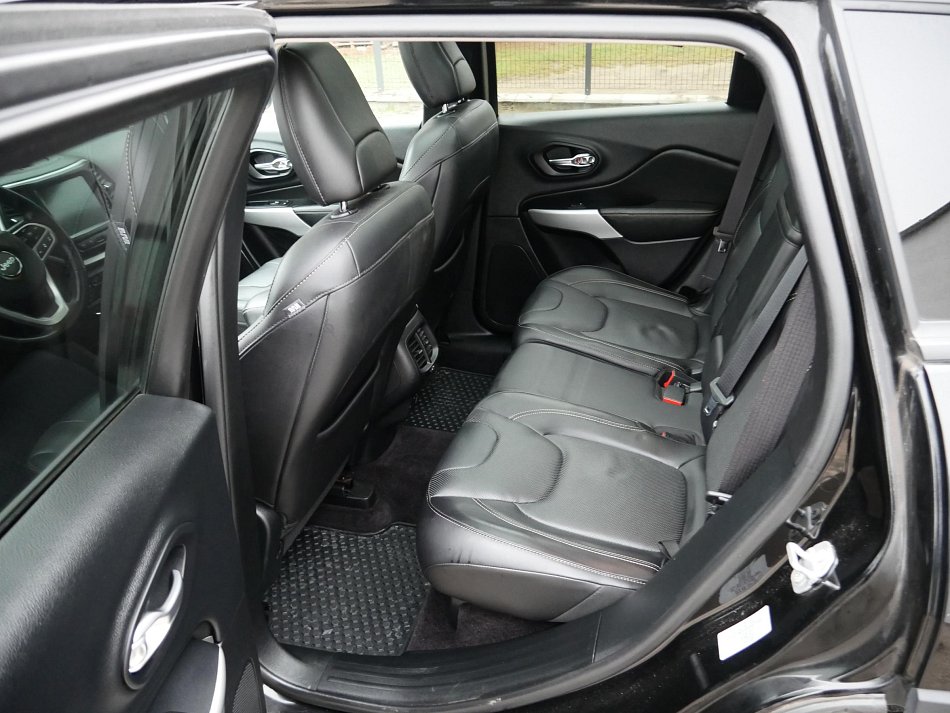 Jeep Cherokee 2.2 MJT NightEagle 4x4