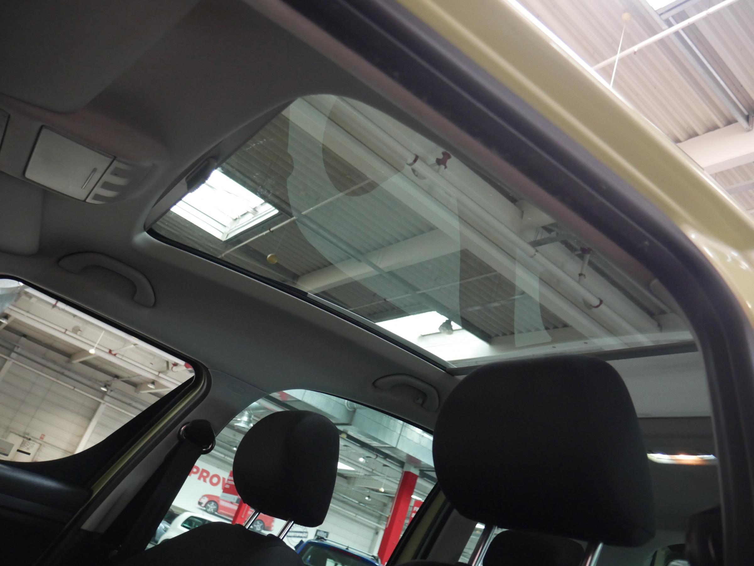 Škoda Roomster, 2011 - pohled č. 20