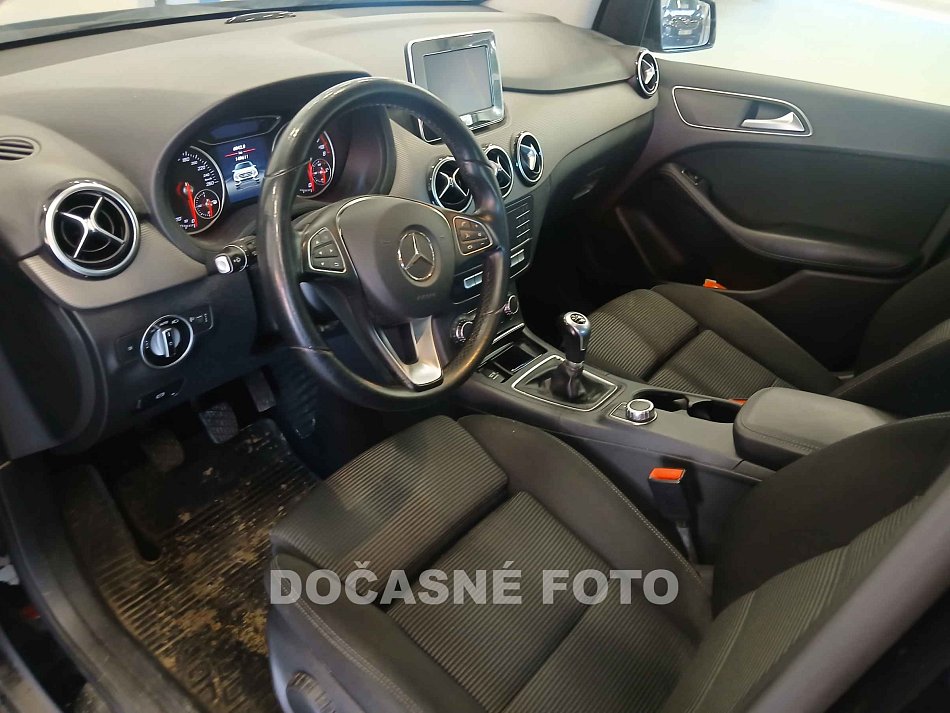 Mercedes-Benz Třída B 1.5i 