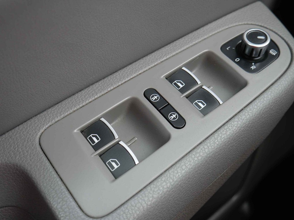 Volkswagen Sharan 2.0TDi 