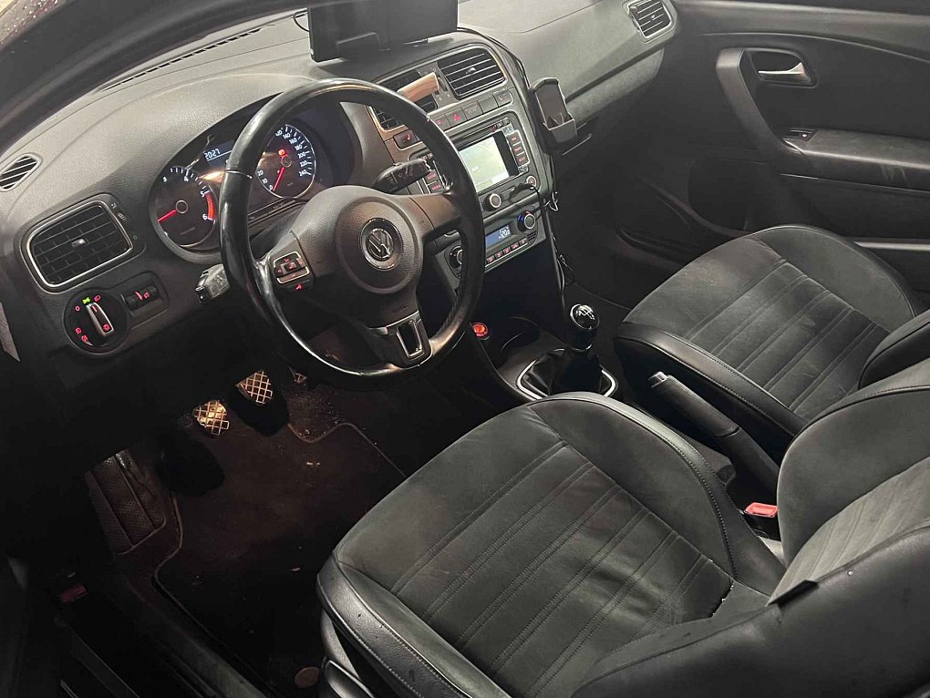 Volkswagen Polo 1.6 TDi R-Line