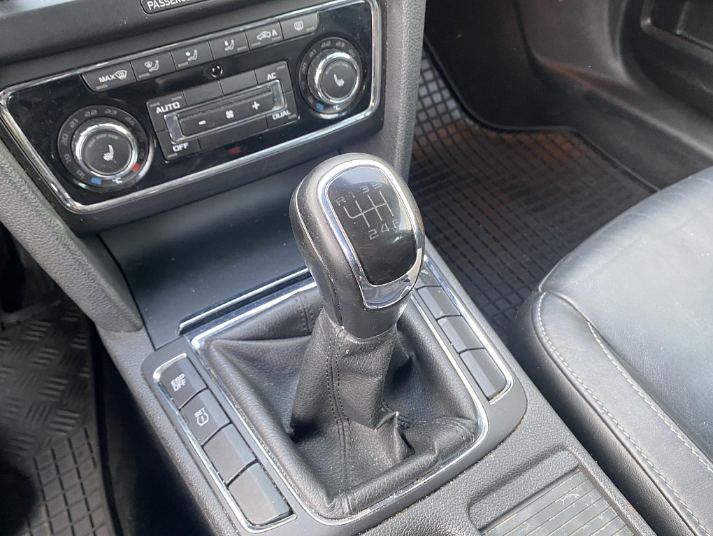 Škoda Superb 2.0TDi 