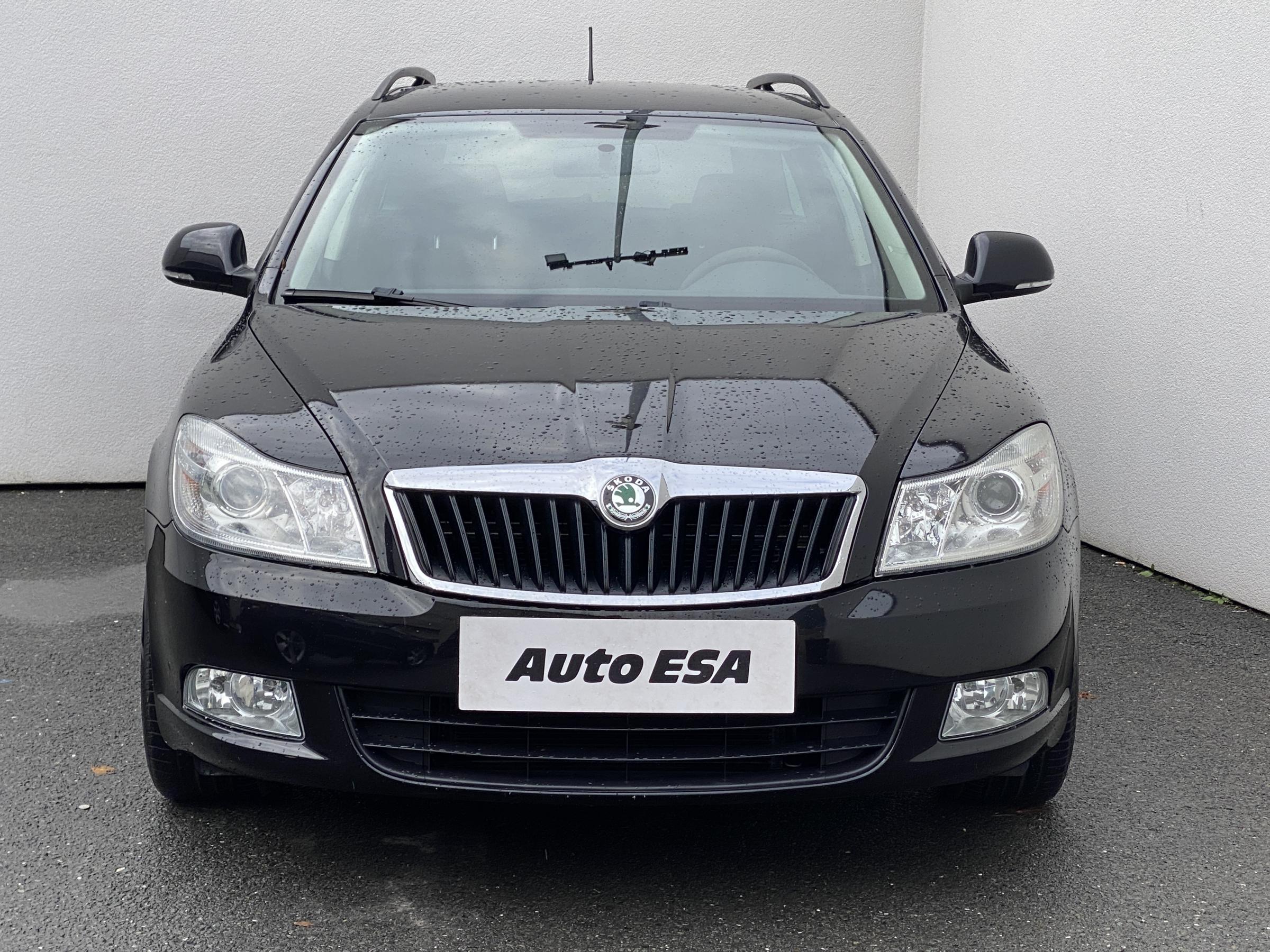 Škoda Octavia, 2012 - pohled č. 2