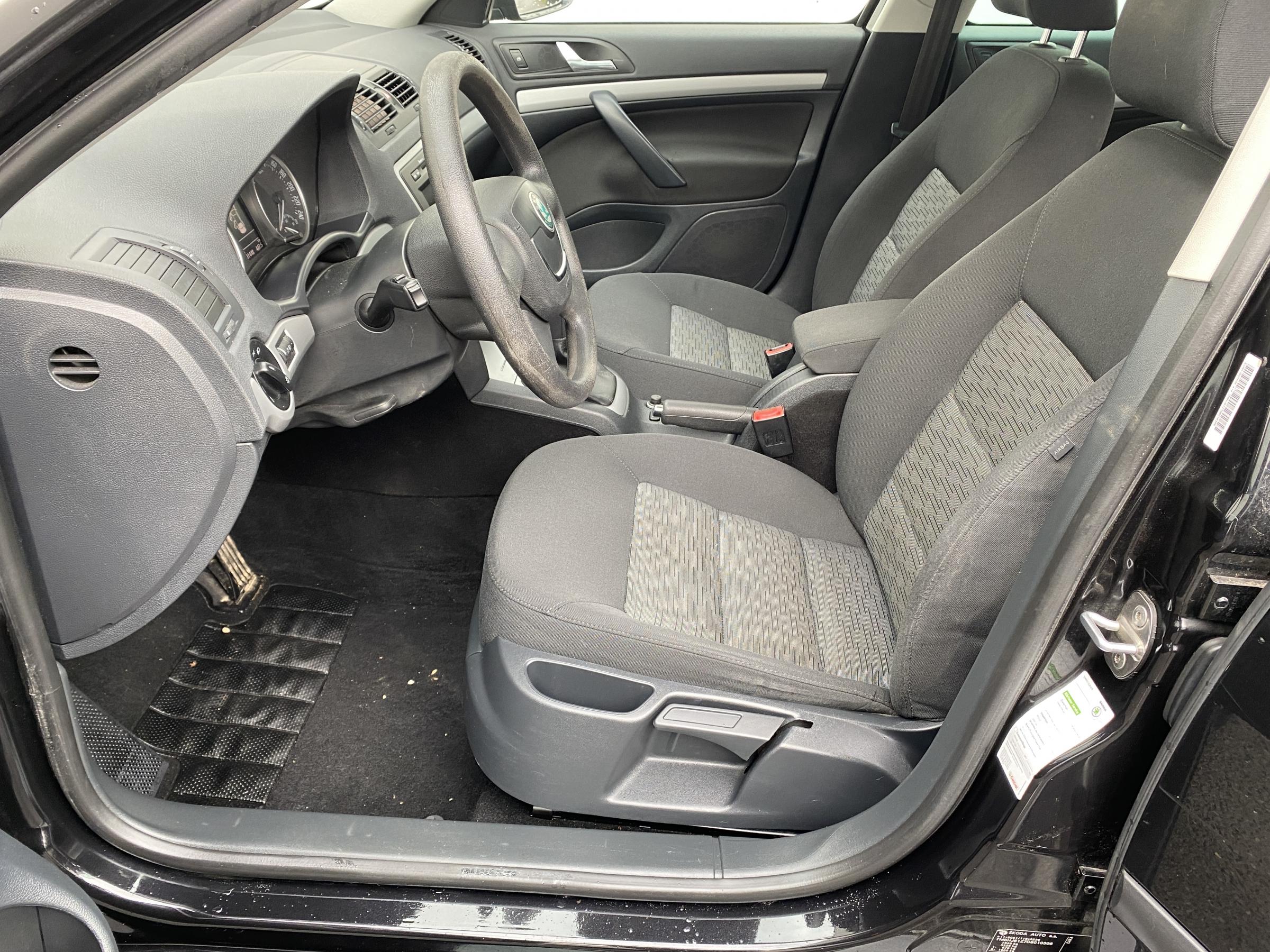 Škoda Octavia, 2012 - pohled č. 9