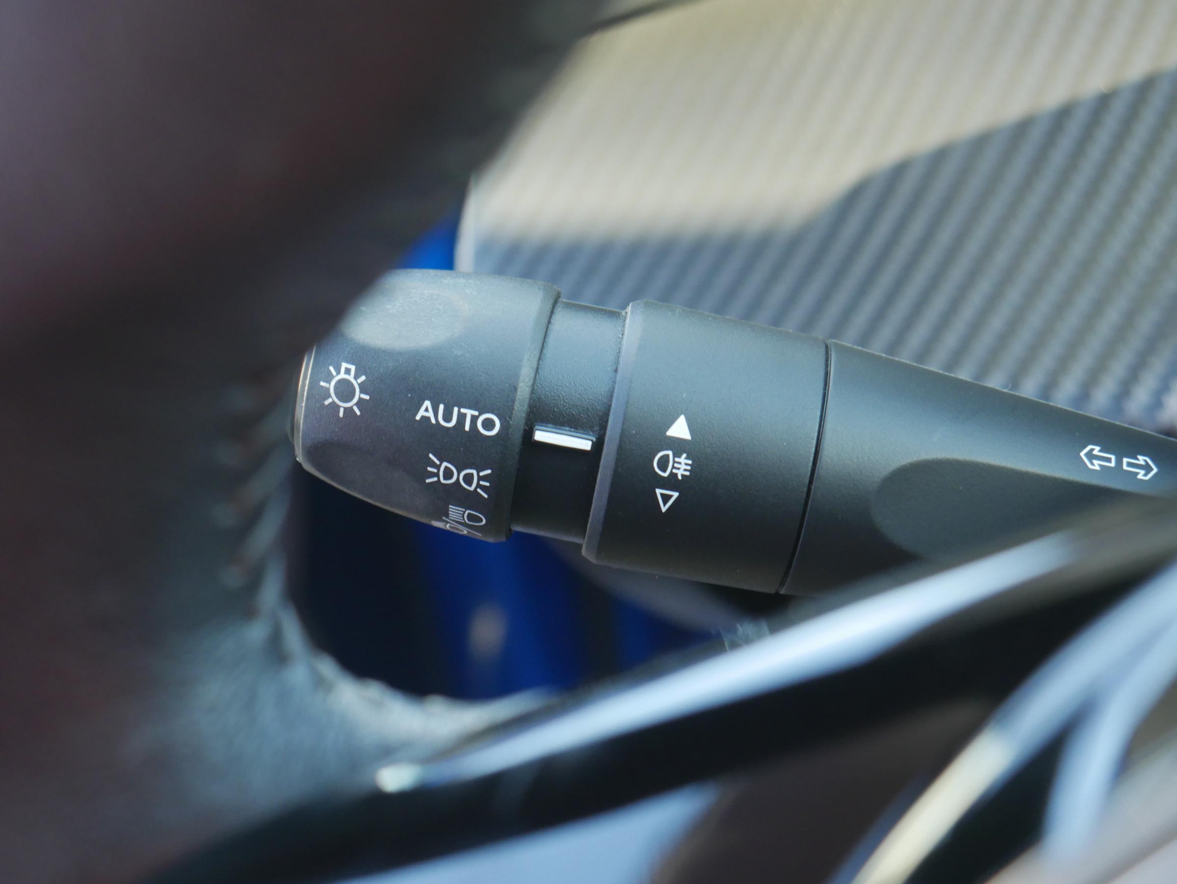 Peugeot 208, 2022 - pohled č. 18