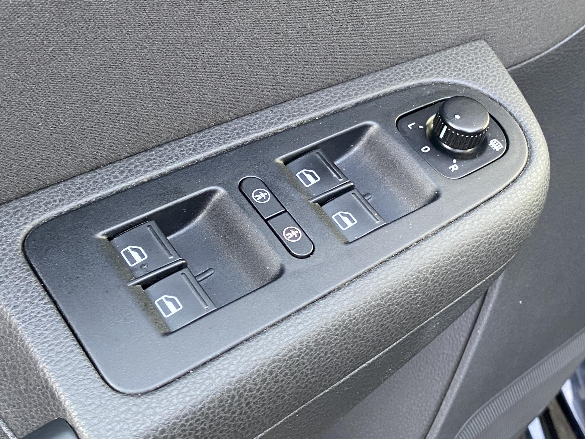 Volkswagen Sharan, 2011 - pohled č. 11