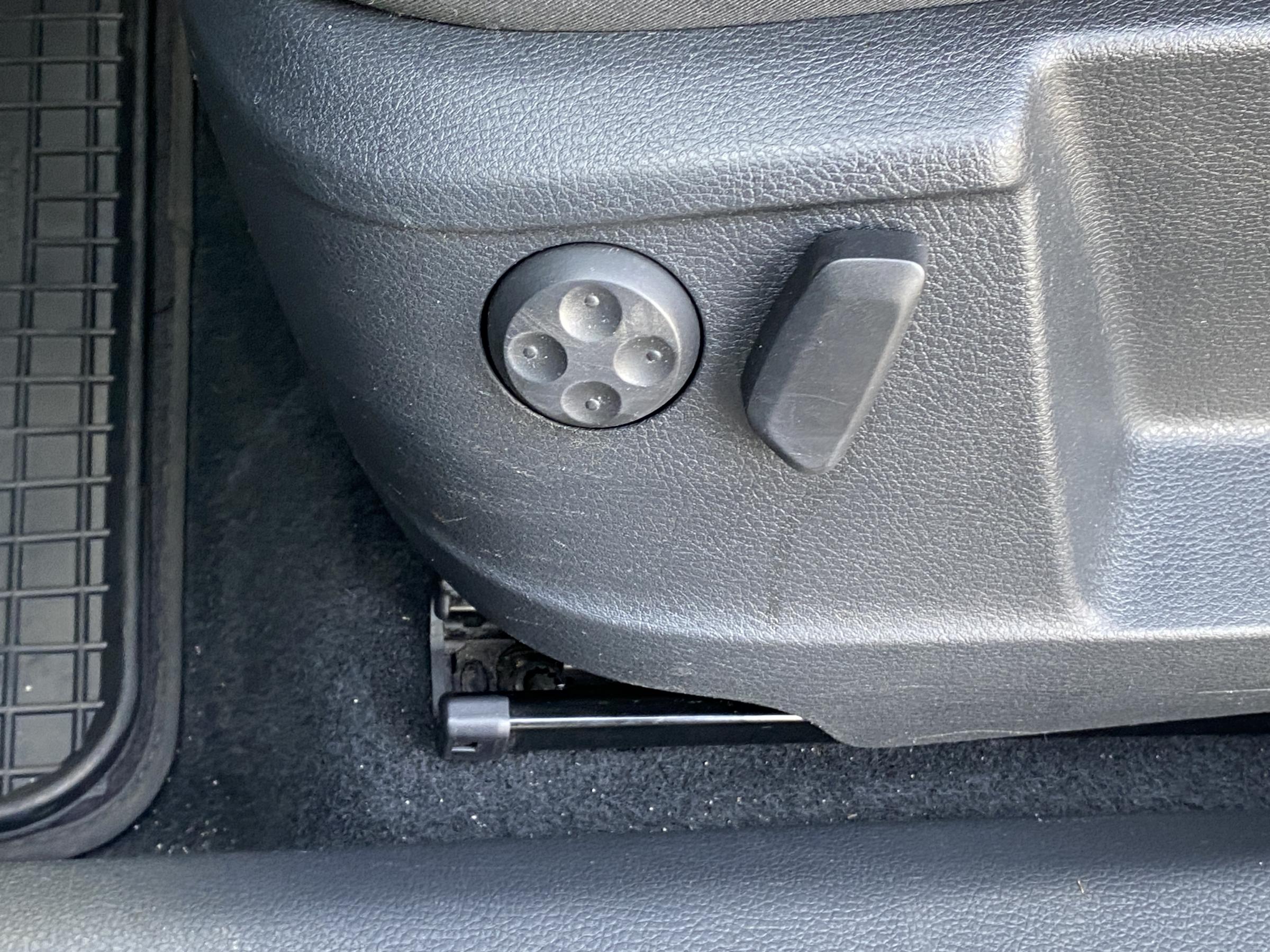 Volkswagen Sharan, 2011 - pohled č. 12