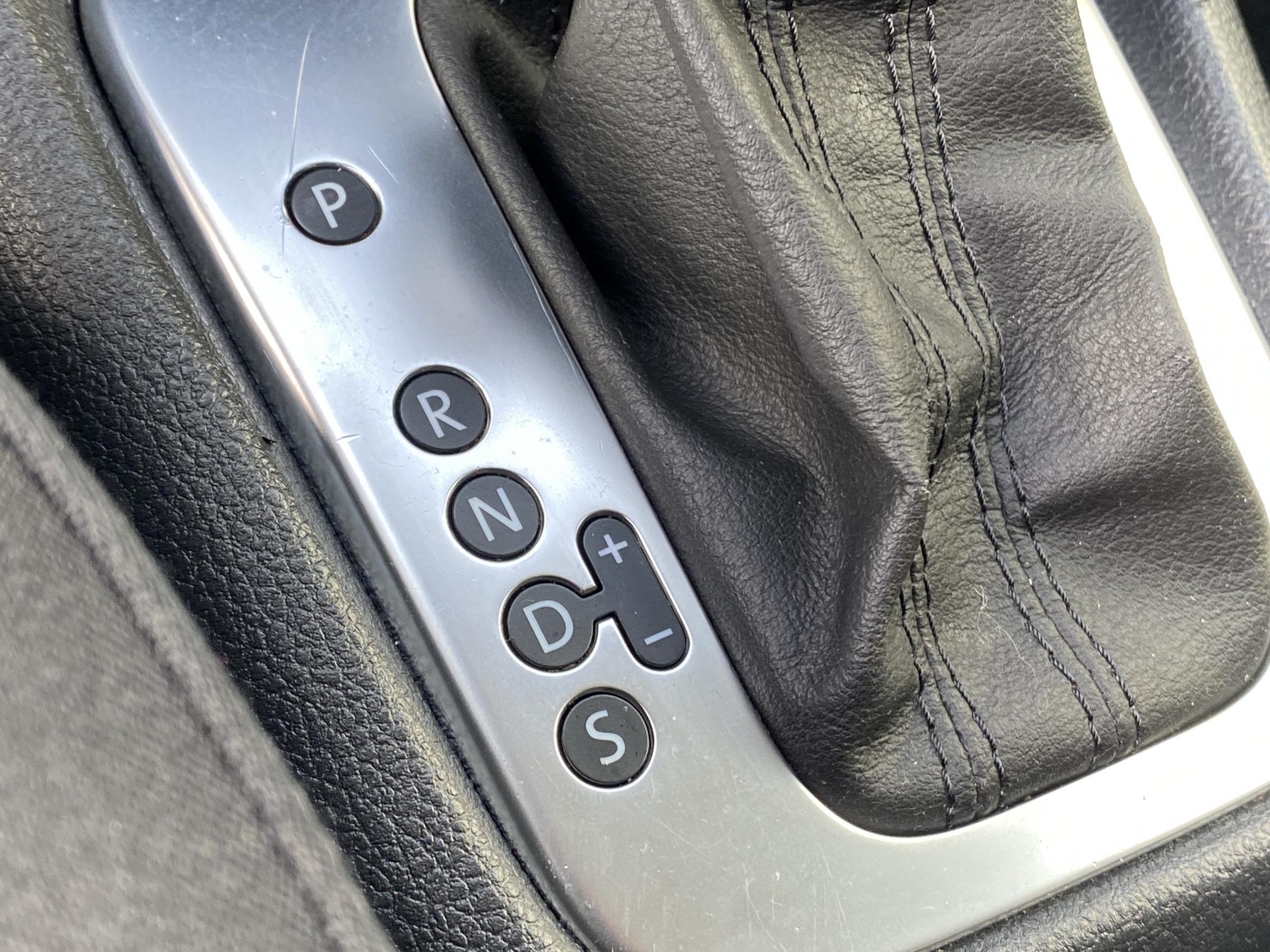 Volkswagen Sharan, 2011 - pohled č. 15