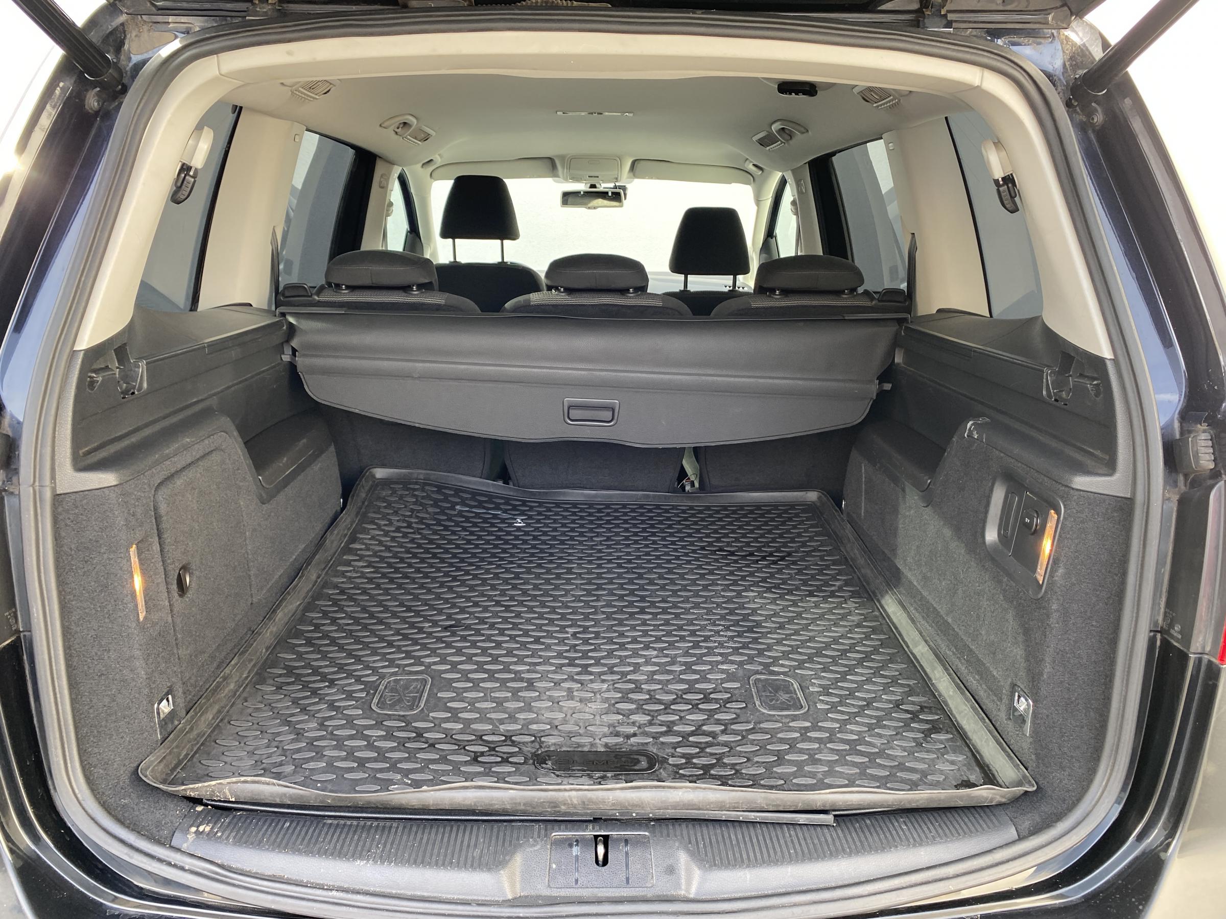 Volkswagen Sharan, 2011 - pohled č. 7