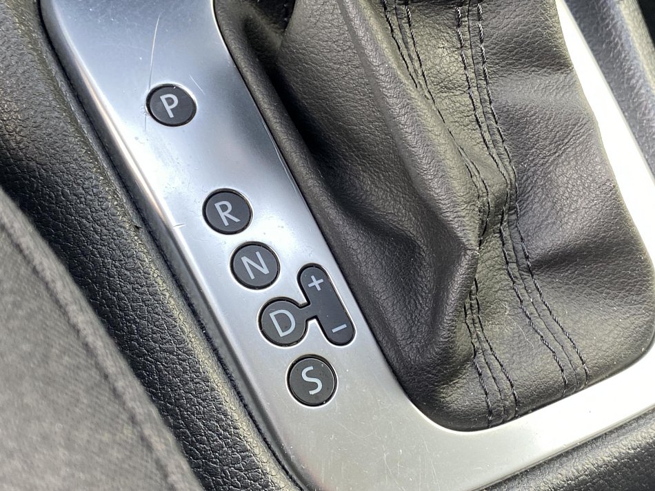 Volkswagen Sharan 2.0TDi 