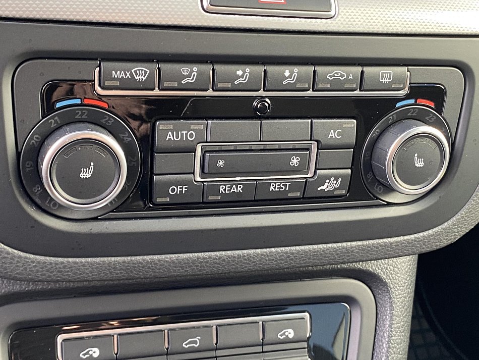 Volkswagen Sharan 2.0TDi 