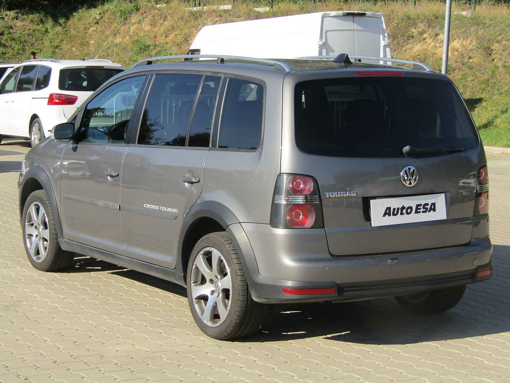 Volkswagen Touran 1.4 TSi CROSS