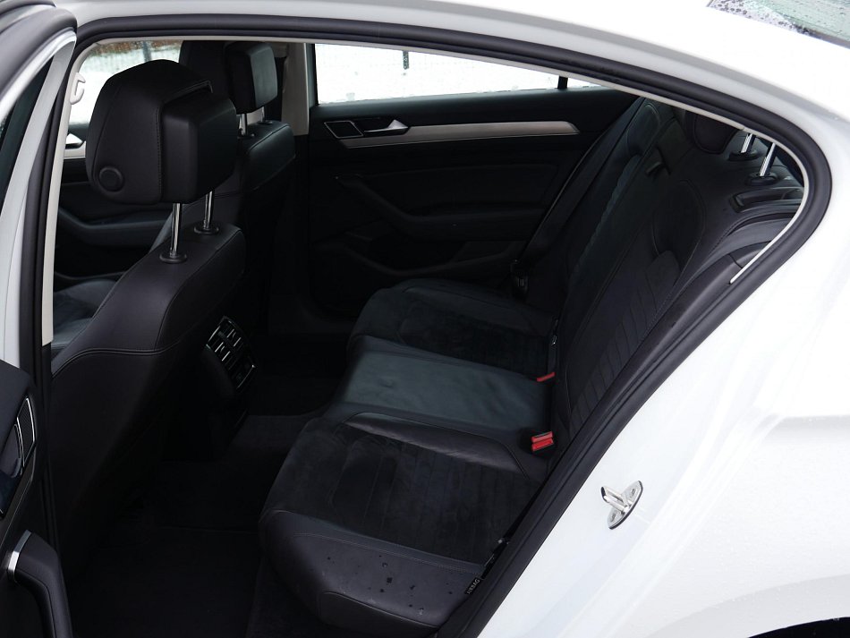 Volkswagen Passat 2.0 TDi 