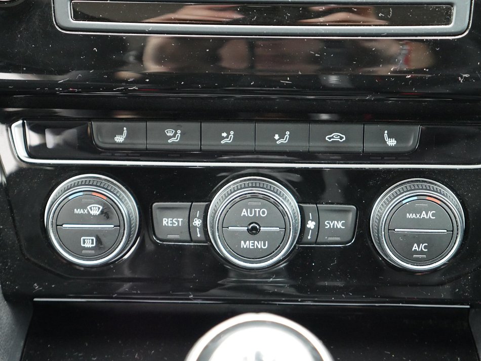 Volkswagen Passat 2.0 TDi 