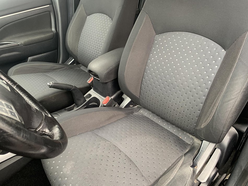 Mitsubishi ASX 1.8 D  4x4