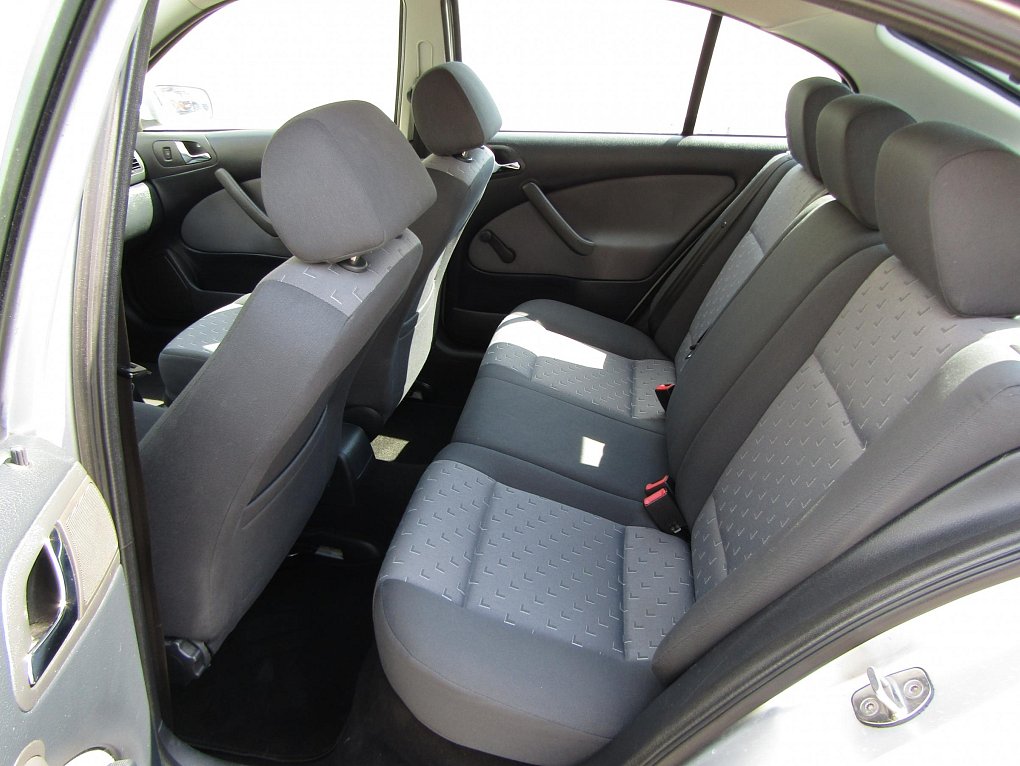 Škoda Octavia II 1.6i 