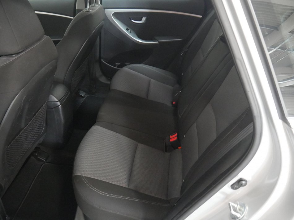 Hyundai I30 1.6CRDi 
