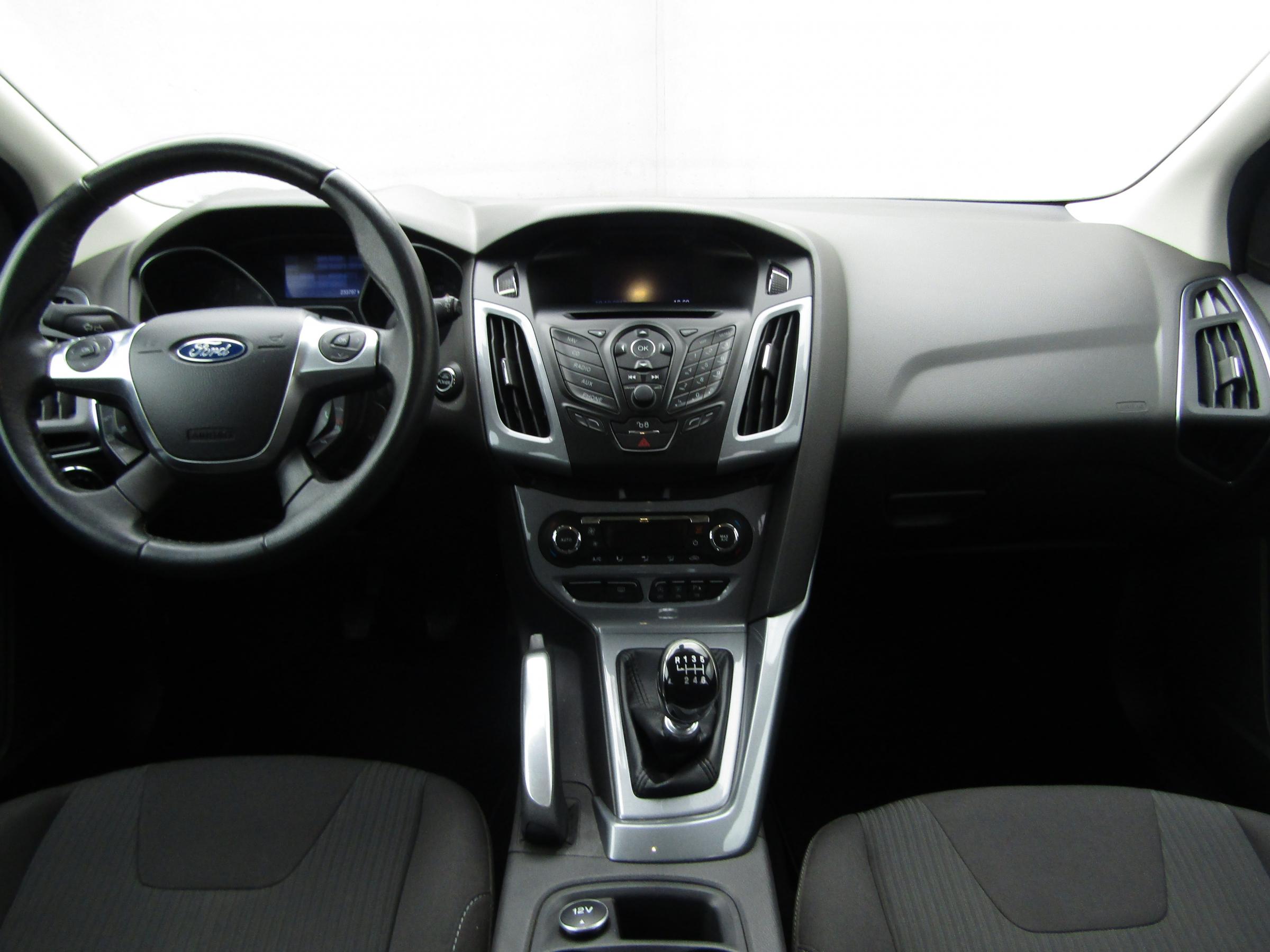 Ford Focus, 2011 - pohled č. 9