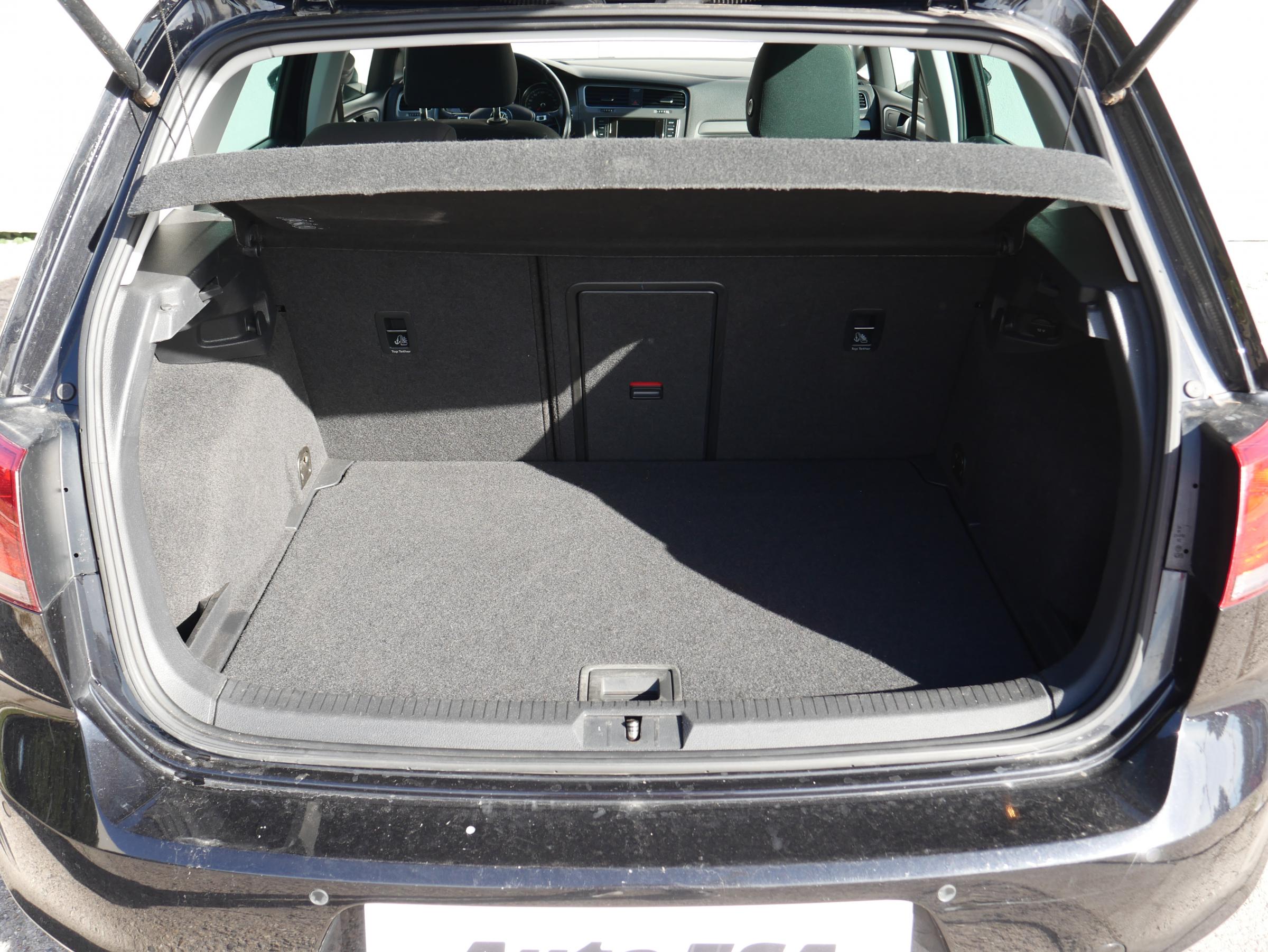 Volkswagen Golf, 2013 - pohled č. 7