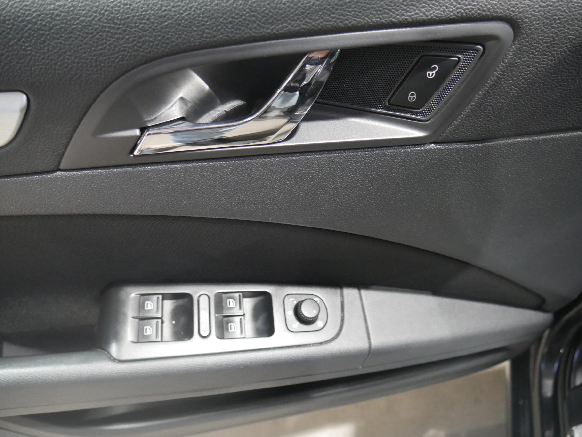 Škoda Superb II, 2015 - pohled č. 11