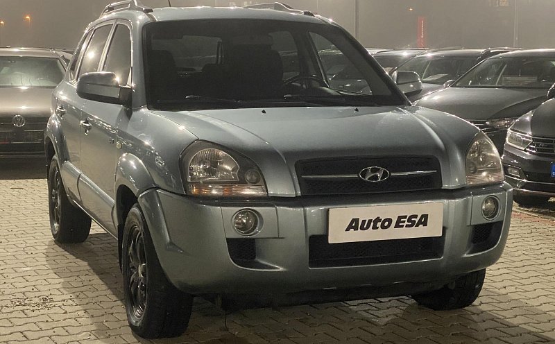 Hyundai Tucson 2.0 i  4WD