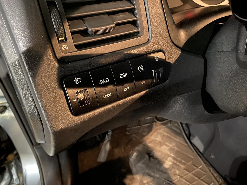 Hyundai Tucson 2.0 i  4WD