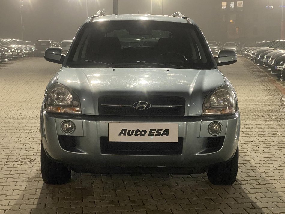 Hyundai Tucson 2.0 i  4WD