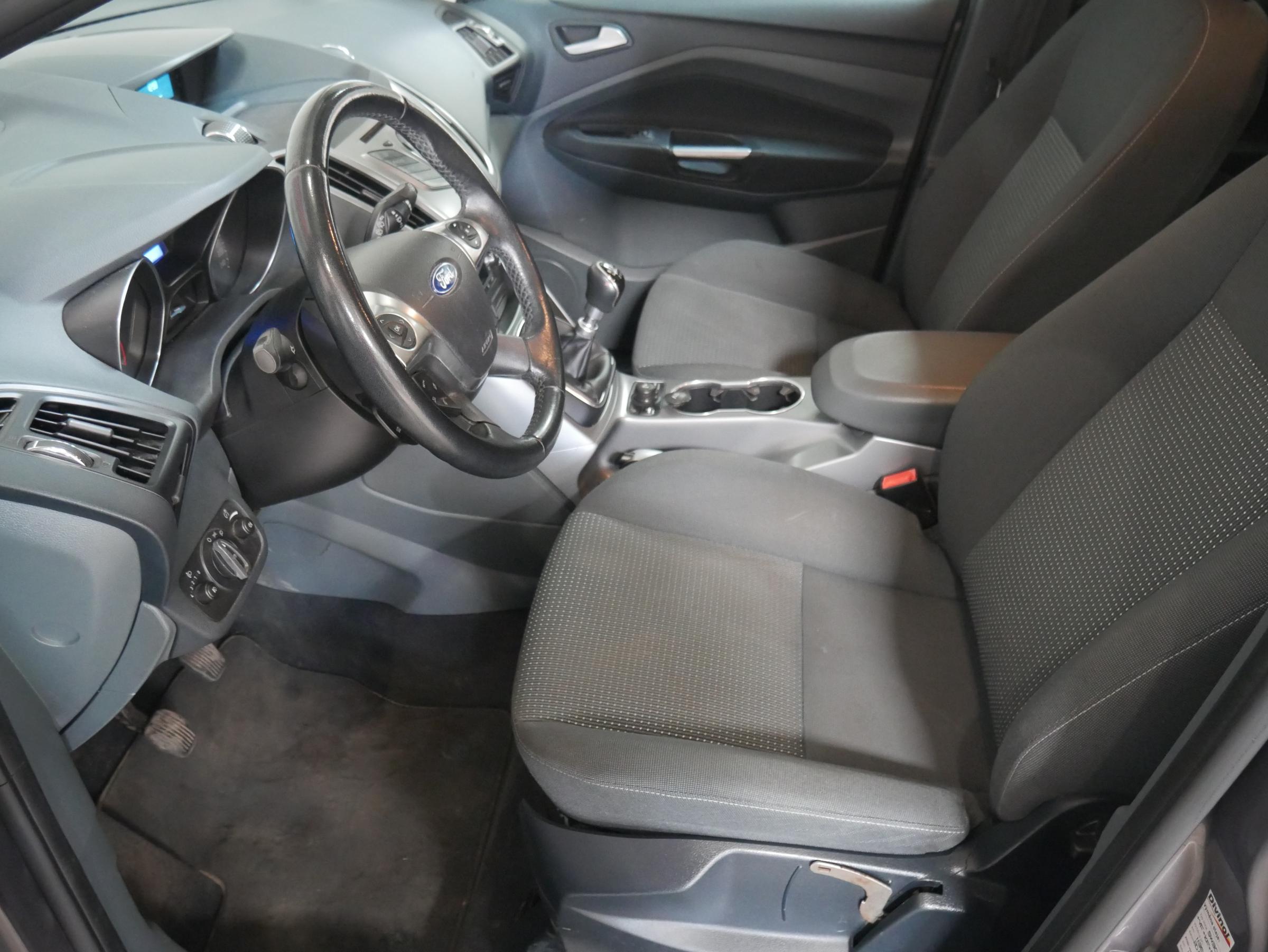 Ford Grand C-MAX, 2013 - pohled č. 9