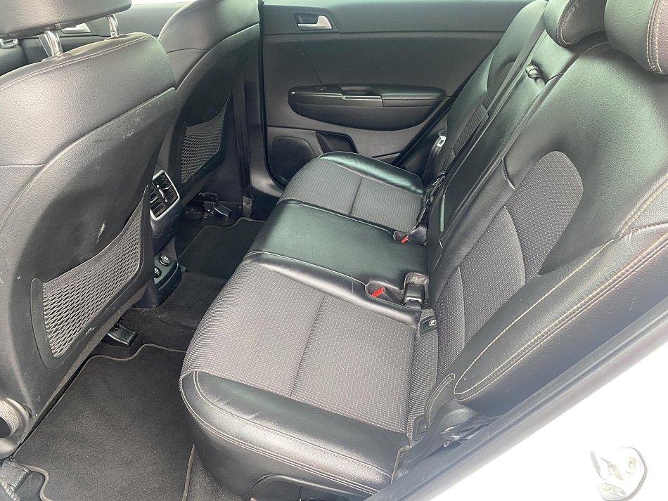 Kia Sportage 1.7 CRDi 