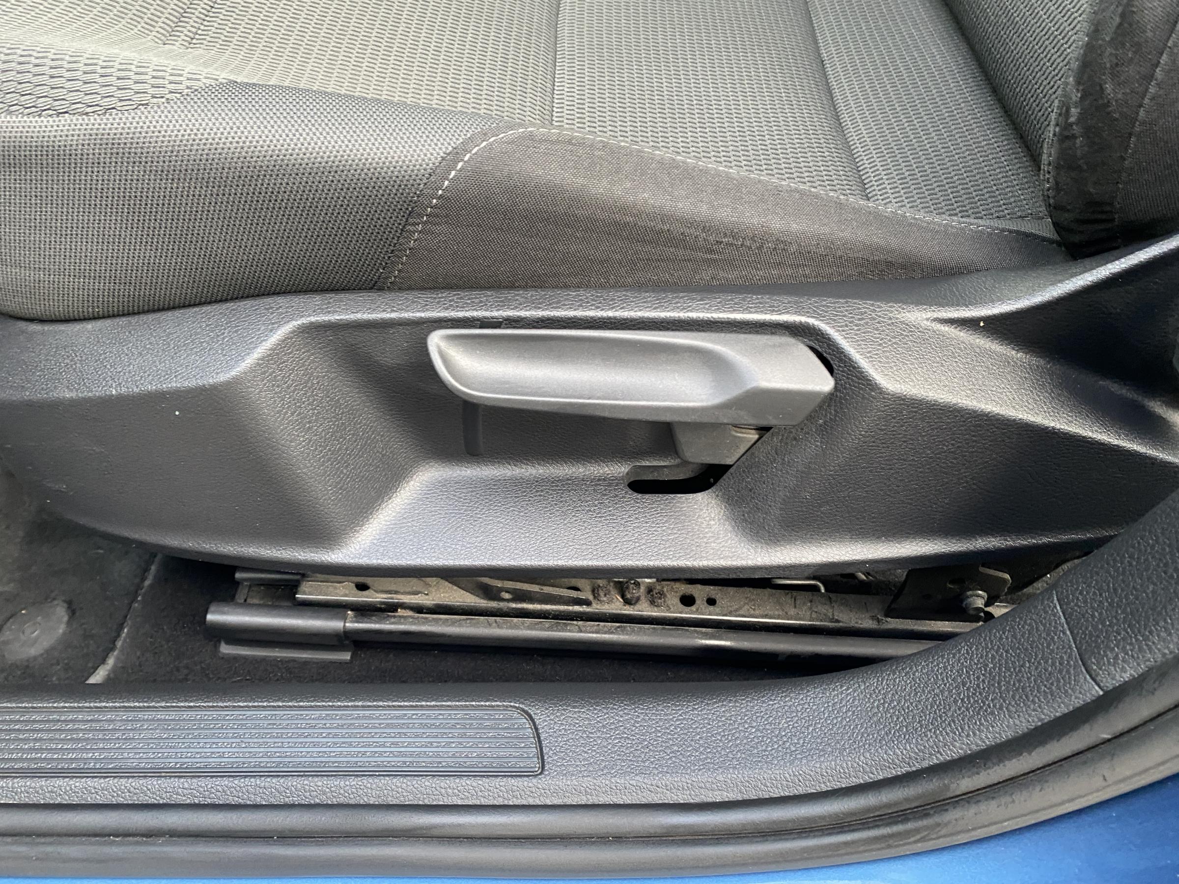 Volkswagen Golf, 2013 - pohled č. 14